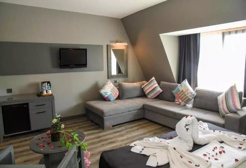 Fotos del hotel Grand S:  25