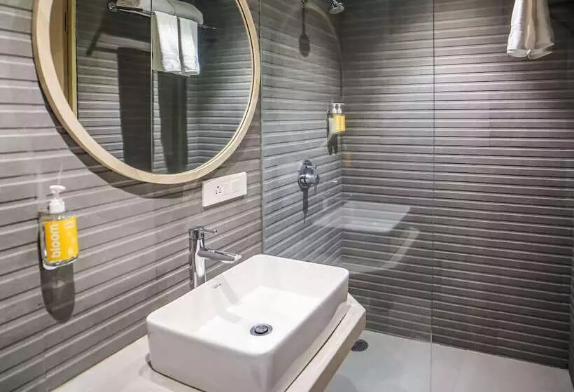 Fotos del hotel Bloom   Juhu:  12