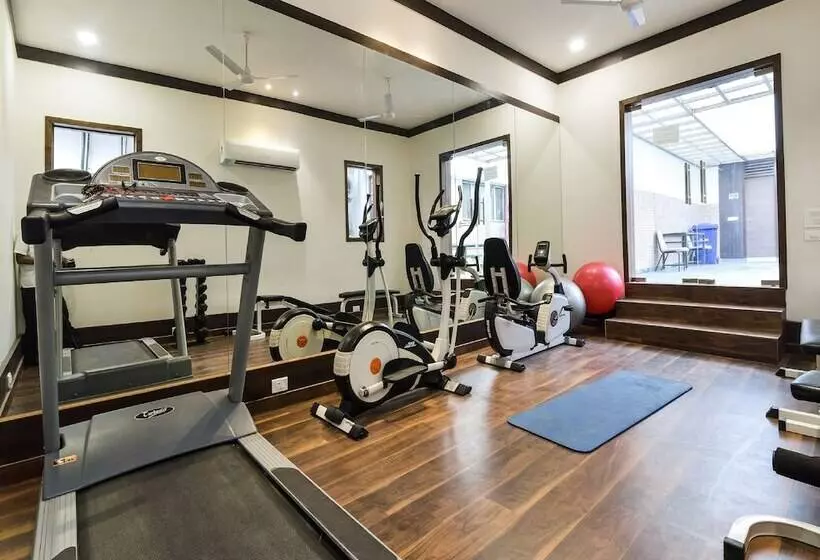 Fotos del hotel Capital O 33476 Lavender Bough:  4