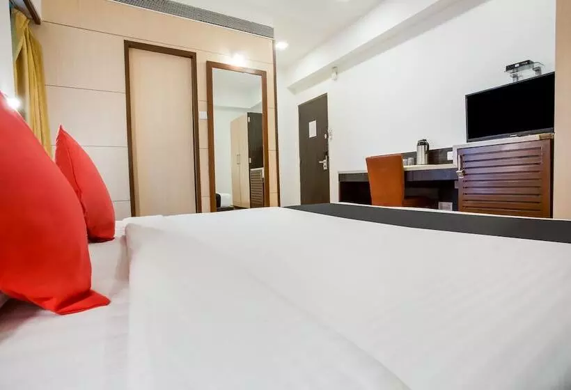 Fotos del hotel Capital O 33476 Lavender Bough:  14