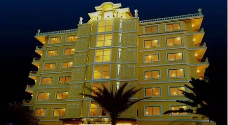 Four Seasons Place  Sha Extra Plus