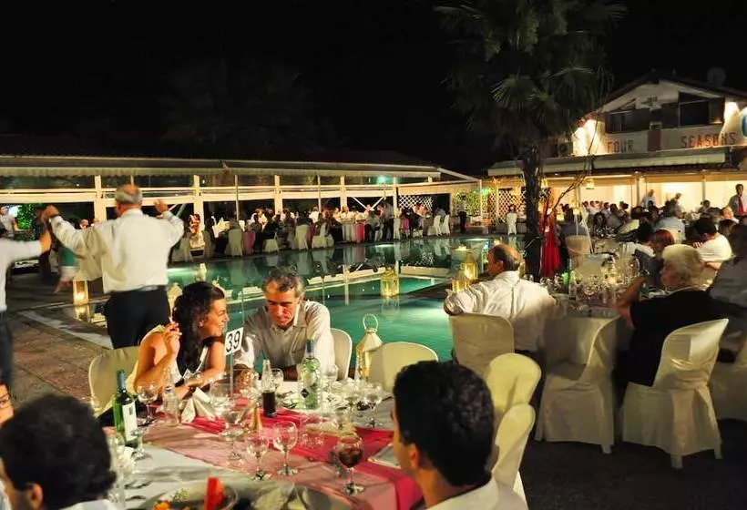 Fotos del hotel Four Seasons:  17