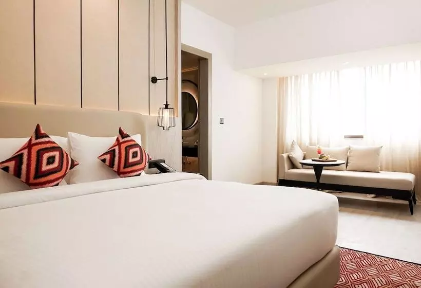 Fotos del hotel Golden Tulip Lucknow:  13