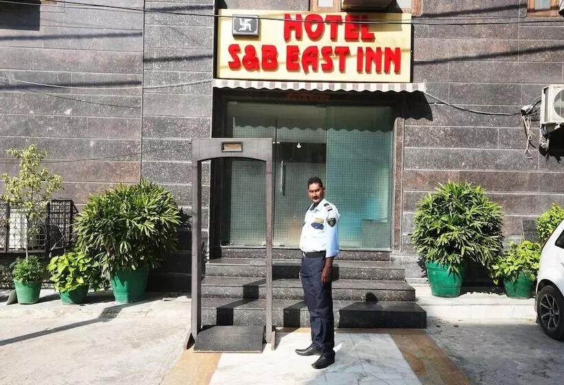 Fotos del hotel Treebo Trend S&b East Inn:  7