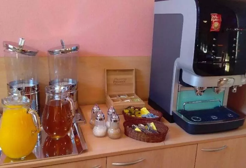 Fotos del hotel Senimo:  10