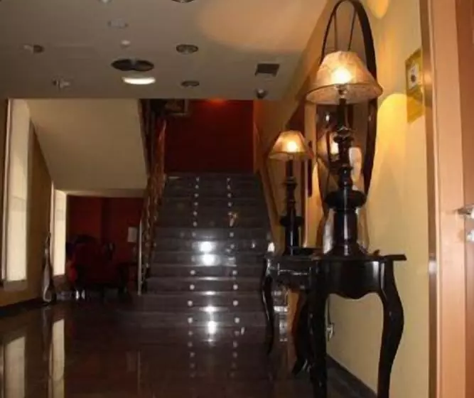 Fotos del hotel Villa De Andosilla:  3