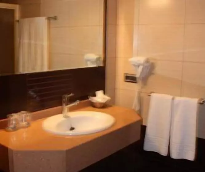 Fotos del hotel Villa De Andosilla:  10