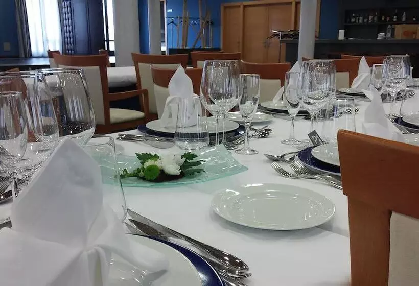 Fotos del hotel Villa De Andosilla:  13