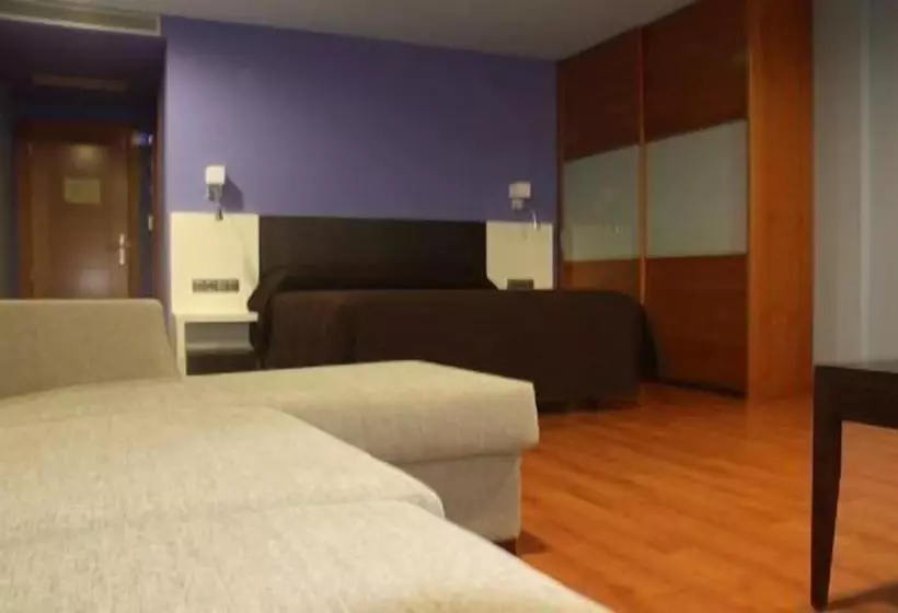 Fotos del hotel Villa De Andosilla:  2