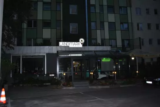 Fotos del hotel Landmark Eco:  9