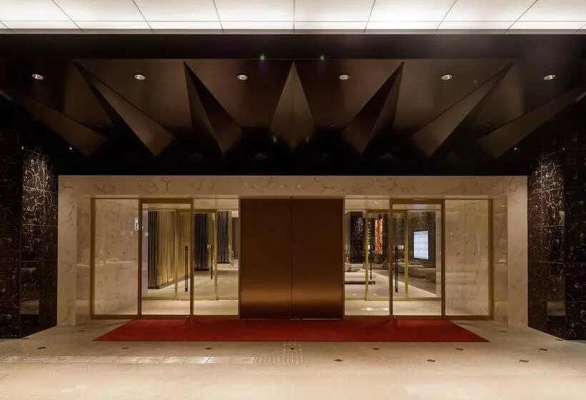 Art  Osaka Bay Tower