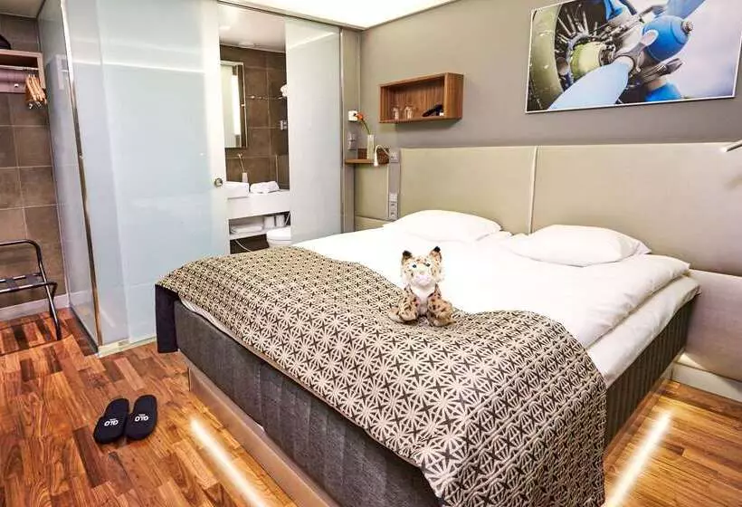 Fotos del hotel Glo  Airport:  10