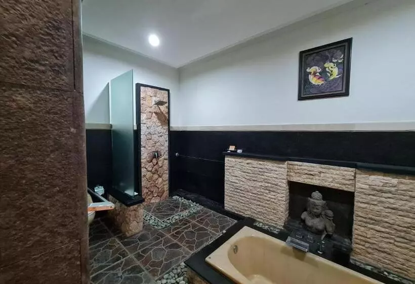 Fotos del hotel Satriya Cottages:  7