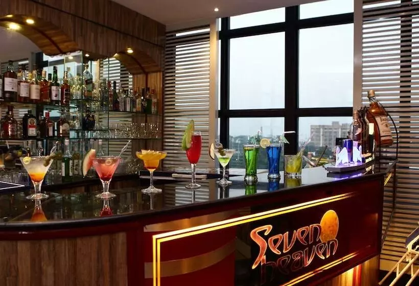 Fotos del hotel Gemini Continental, Hazratganj:  12