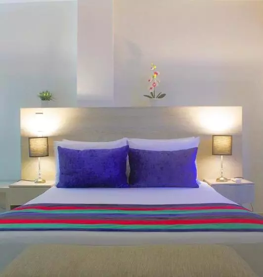 Fotos del hotel Suite Comfort:  25