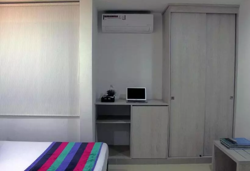 Fotos del hotel Suite Comfort:  22