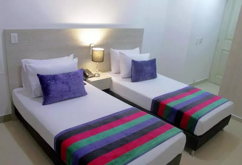 Fotos del hotel Suite Comfort:  18