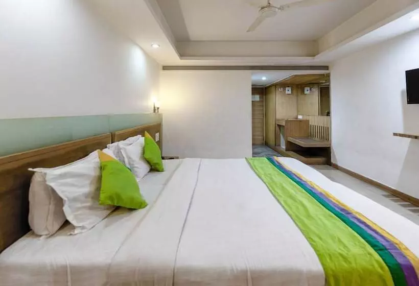 Fotos del hotel Fab Cambay Sapphire:  14