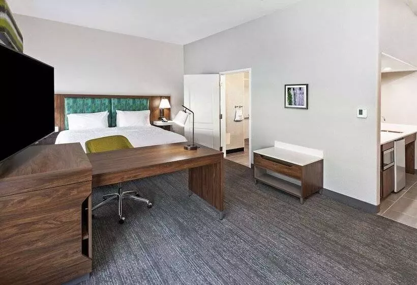 Fotos del hotel Hampton Inn & Suites Dallas I30 Cockrell Hill, Tx:  2