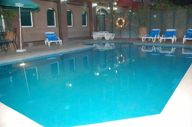 Fotos del hotel Akabar:  3