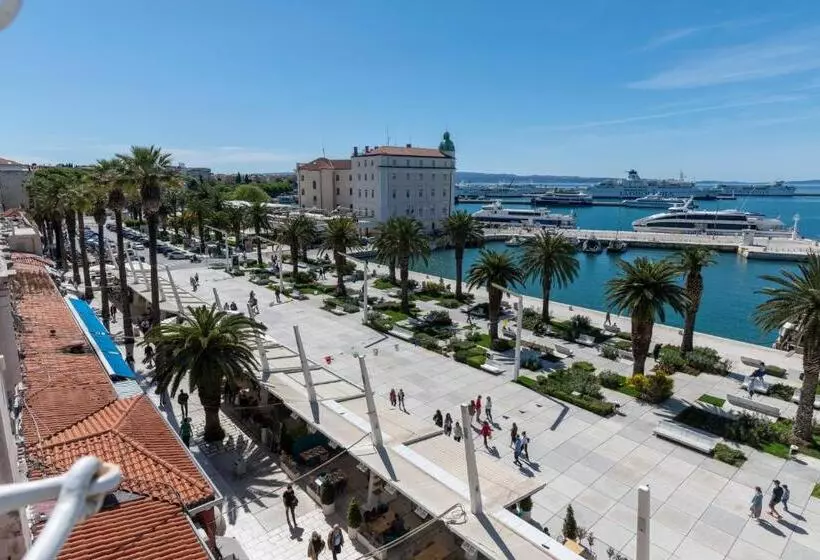 Fotos del hotel Kastel 1700 Boutique:  14