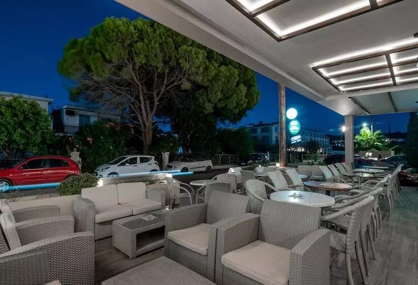 Fotos del hotel Plaza Pallas:  19