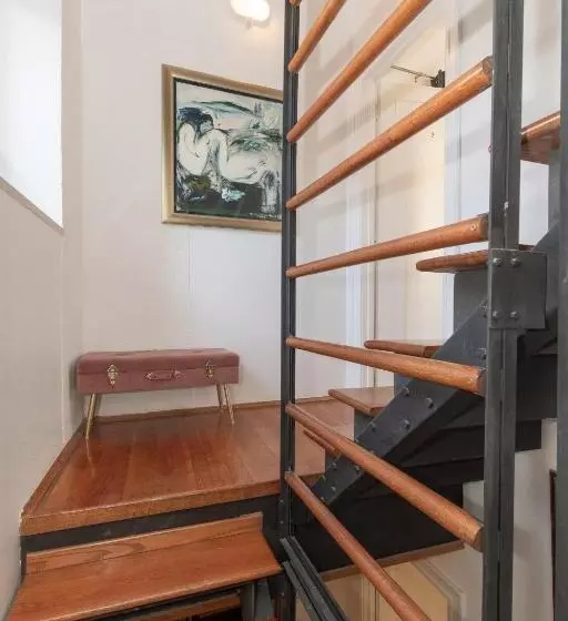 Fotos del hotel Rooms Gold:  23