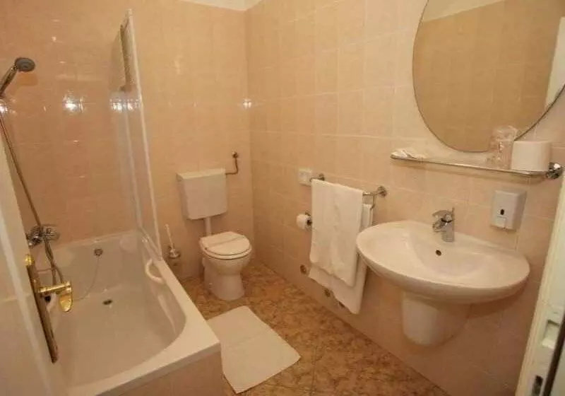 Fotos del hotel Villa Moretti:  5