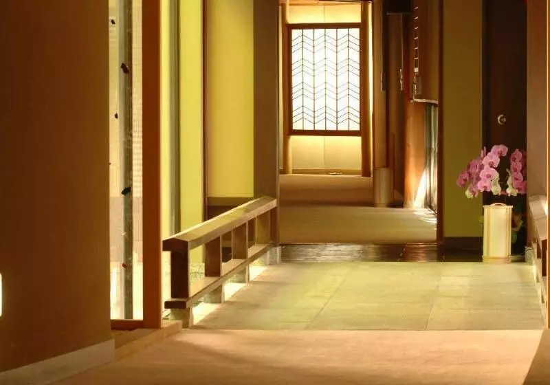 Fotos del hotel Yoshidaya Sannokaku:  3