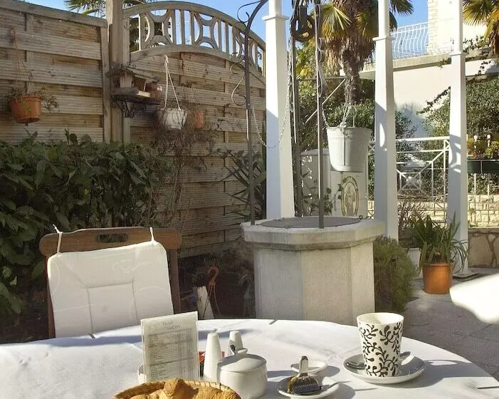 Fotos del hotel Vila Lili:  15