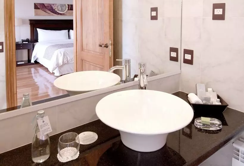 Fotos del hotel Alma Del Lago Suites & Spa:  17