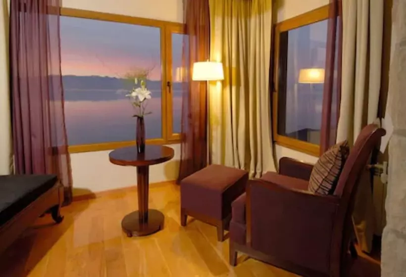 Fotos del hotel Alma Del Lago Suites & Spa:  9