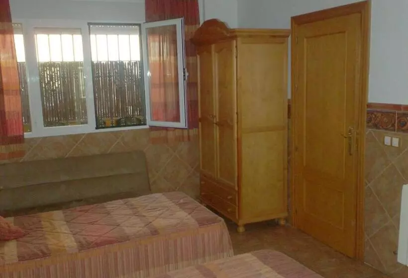 Fotos del hotel Alojamiento Los Poetas:  9