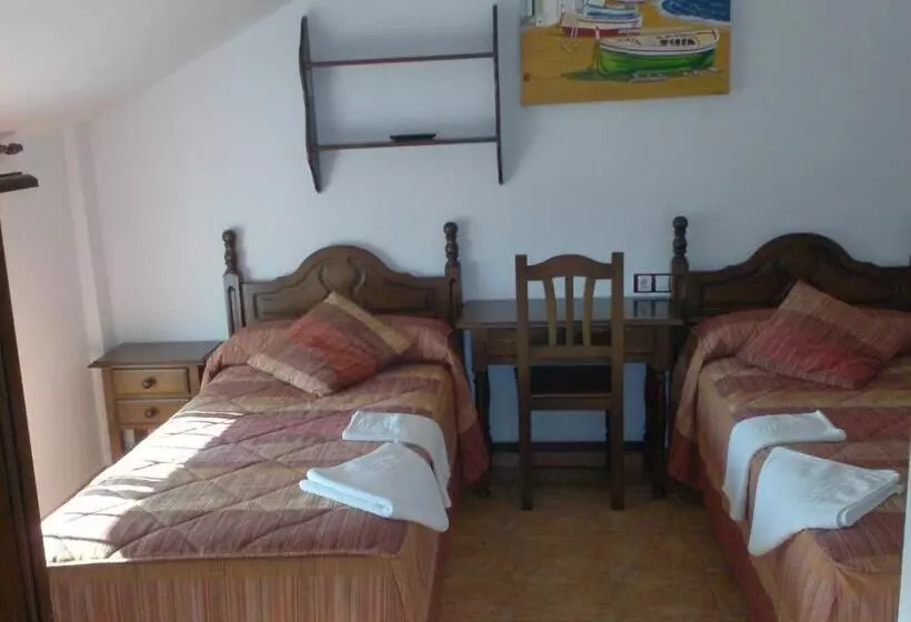 Fotos del hotel Alojamiento Los Poetas:  12