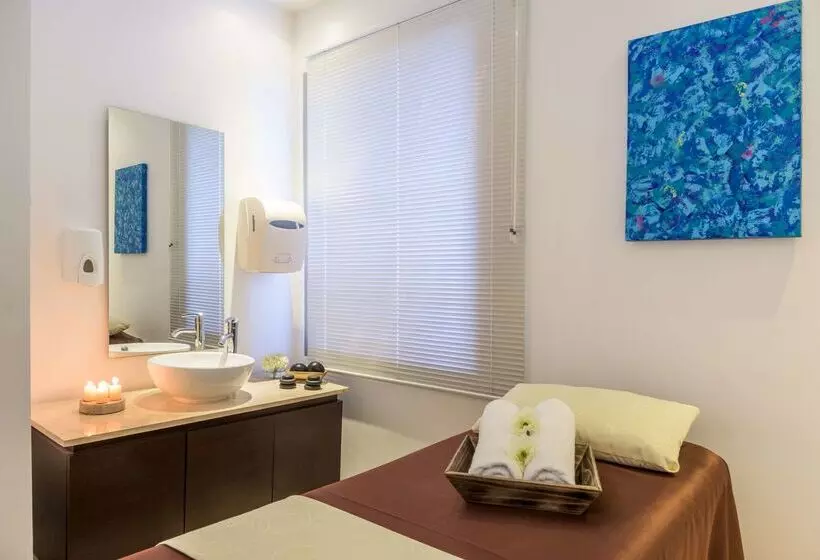 Fotos del hotel Nh Collection Royal Smartsuites:  18