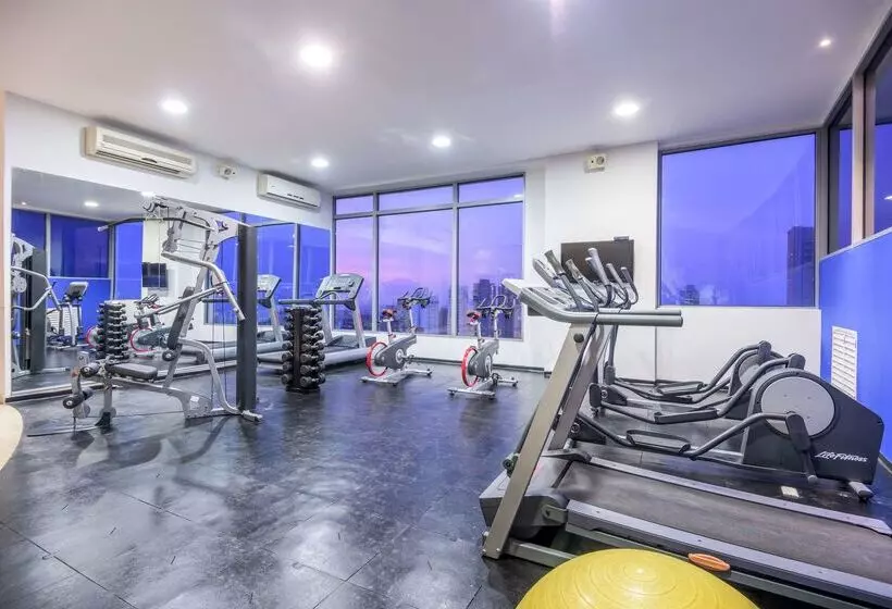 Fotos del hotel Nh Collection Royal Smartsuites:  10