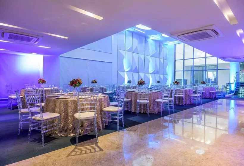 Fotos del hotel Nh Collection Royal Smartsuites:  28