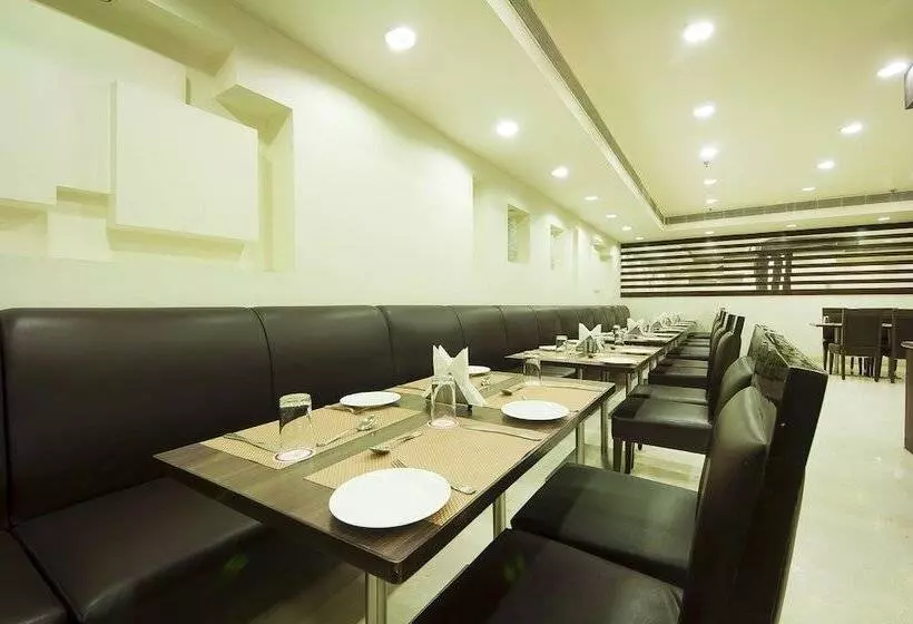 Fotos del hotel Capital O 39862  Regent Intercontinental:  4