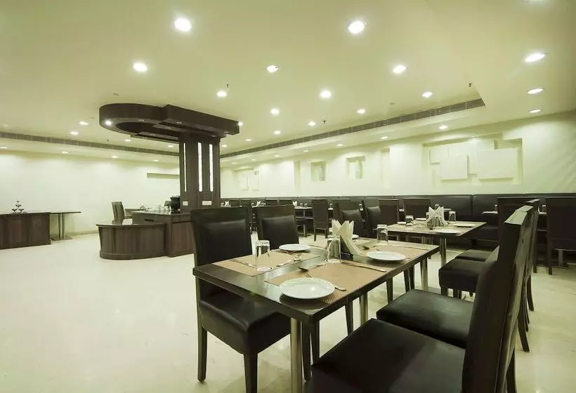 Fotos del hotel Capital O 39862  Regent Intercontinental:  15