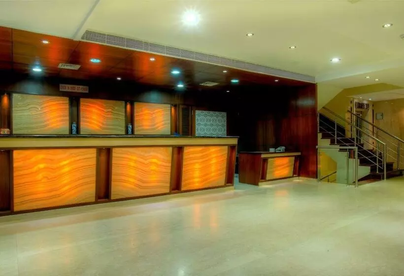 Fotos del hotel Capital O 39862  Regent Intercontinental:  3