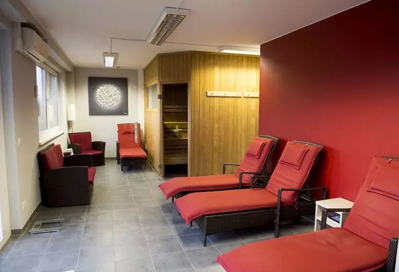 Fotos del hotel Rödelheimer Hof - Am Wasserturm:  8