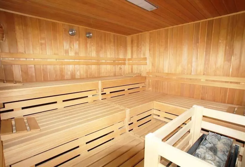 Fotos del hotel Rödelheimer Hof - Am Wasserturm:  3