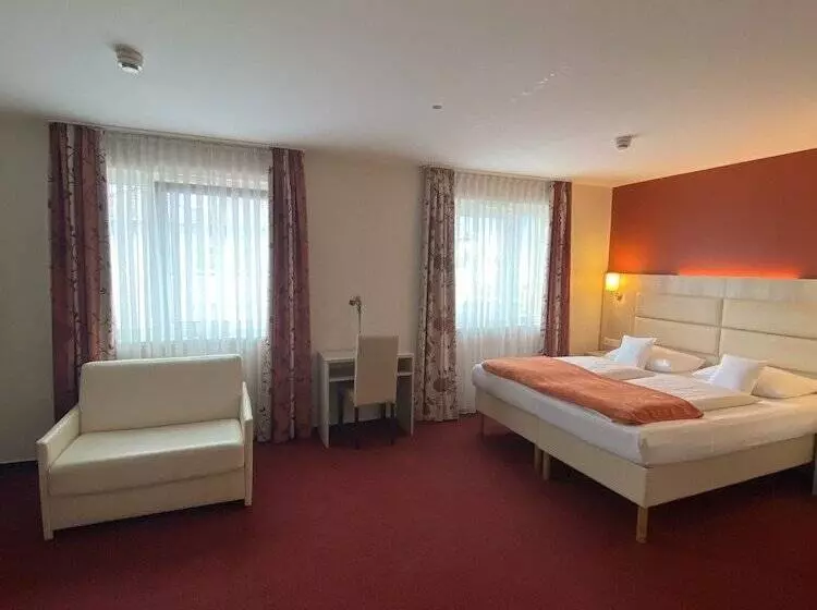 Fotos del hotel Rödelheimer Hof - Am Wasserturm:  14