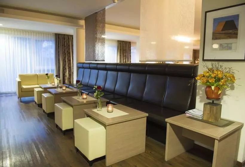 Fotos del hotel Rödelheimer Hof - Am Wasserturm:  4