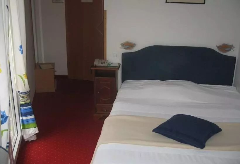 Fotos del hotel Vila Lili:  17