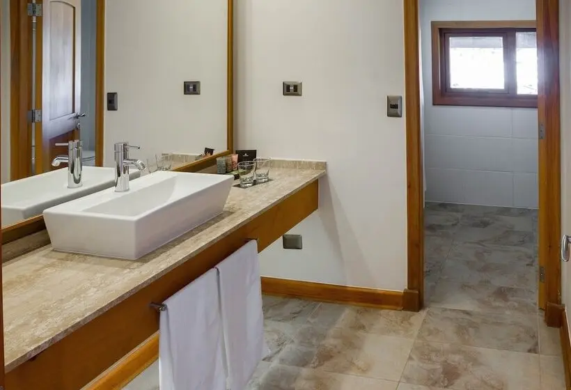 Fotos del hotel Cumbres Puerto Varas:  18