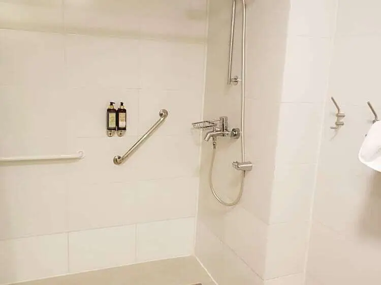 Fotos del hotel Cumbres Puerto Varas:  5