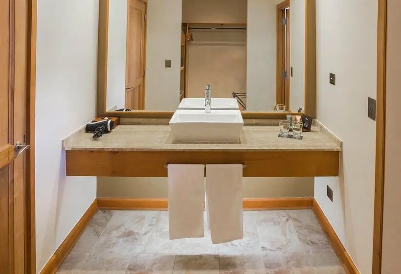 Fotos del hotel Cumbres Puerto Varas:  25