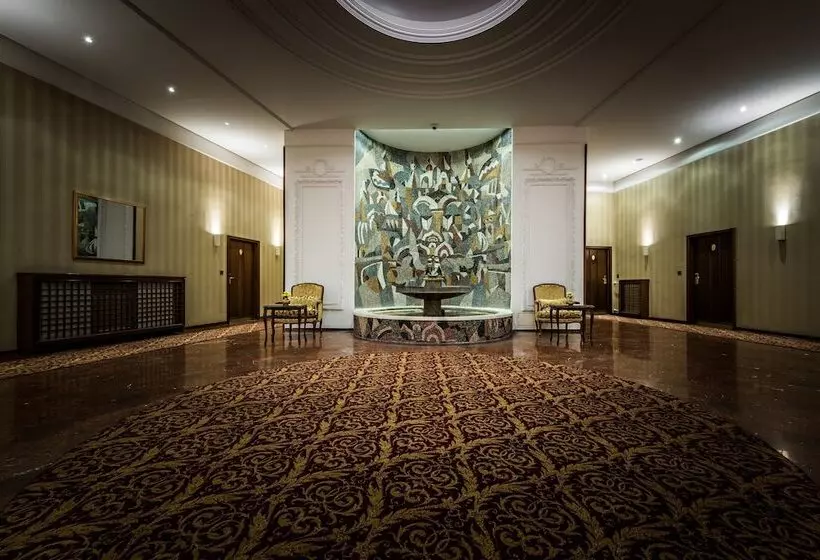 Fotos del hotel Moskva:  3