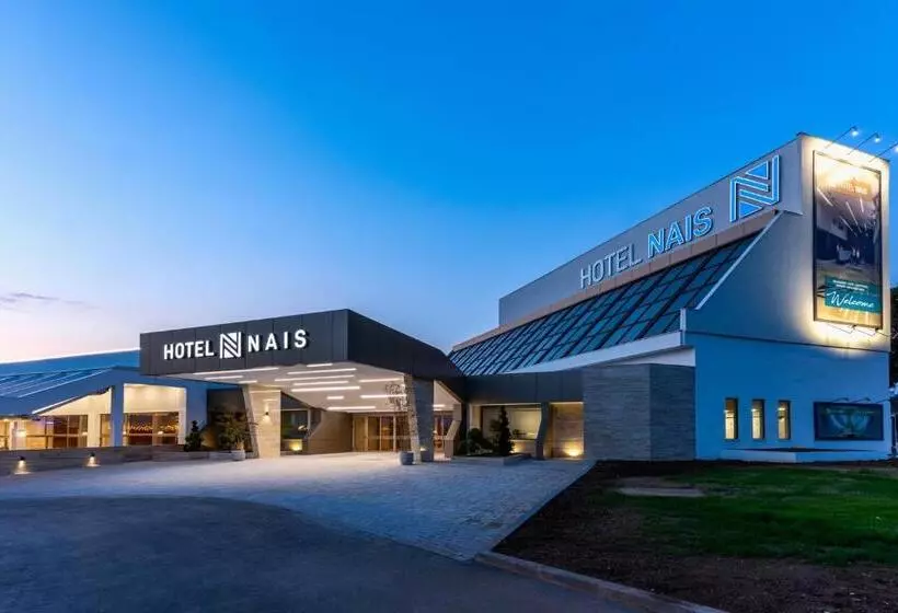 Nais